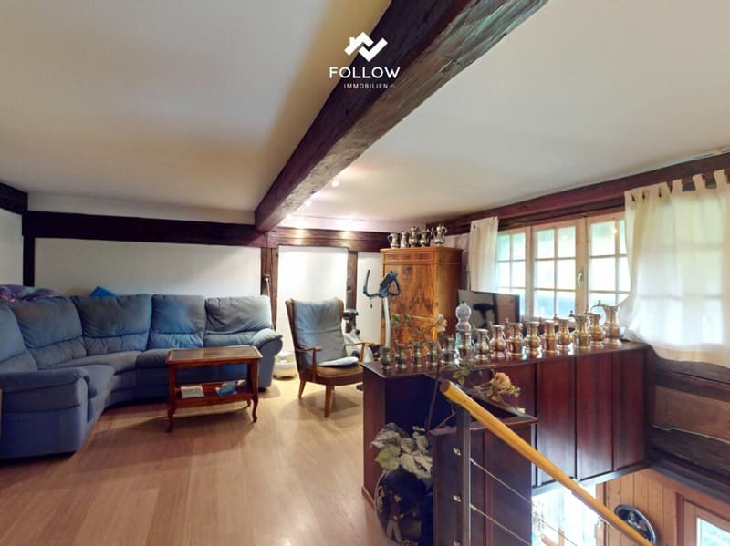 Renovated farmhouse with charm and far-reaching views in a quiet location (2)
