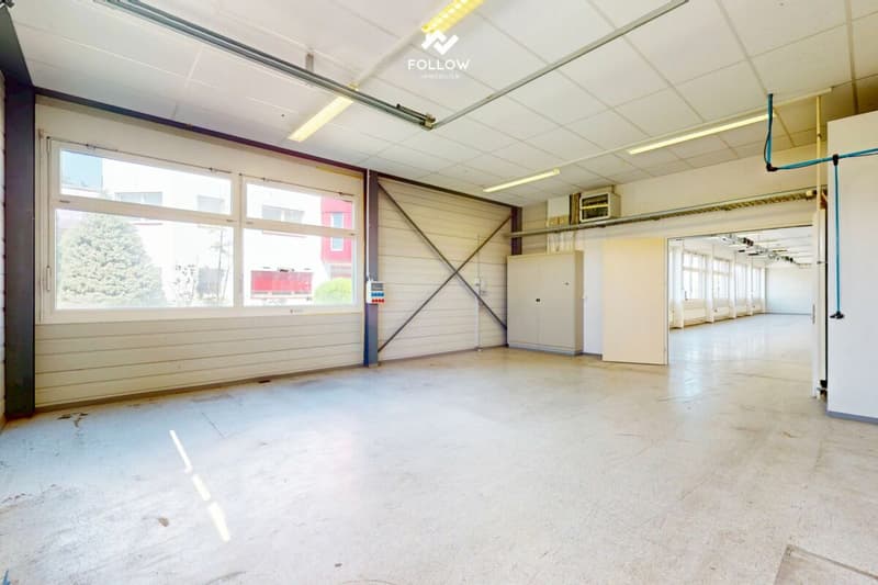 Halle artisanale moderne avec bureaux et fort potentiel d'utilisation à Marly (22)