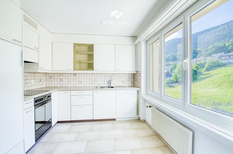 Erstbezug nach Modernisierung: 4.5-Zimmer-Wohnung mit atemberaubender Weitsicht (6)