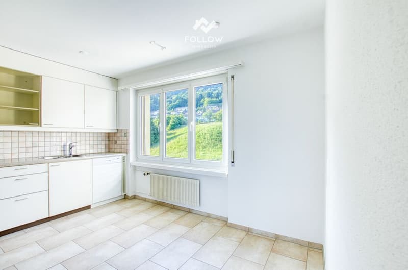 Erstbezug nach Modernisierung: 4.5-Zimmer-Wohnung mit atemberaubender Weitsicht (7)