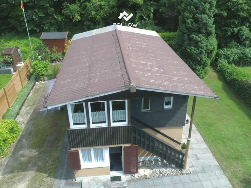 Gepflegtes Wohnhaus mit Umschwung und Ausbaupotential an ruhiger Lage am Neuenburgersee (11)