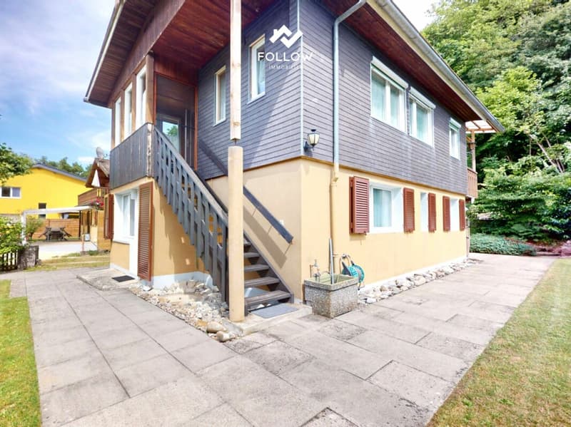 Gepflegtes Wohnhaus mit Umschwung und Ausbaupotential an ruhiger Lage am Neuenburgersee (1)
