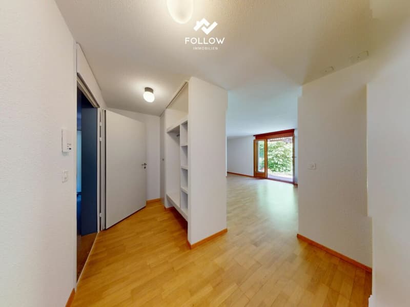 Gemütliche und teilsanierte 2,5 Zimmer Wohnung mit Gartensitzplatz (3)