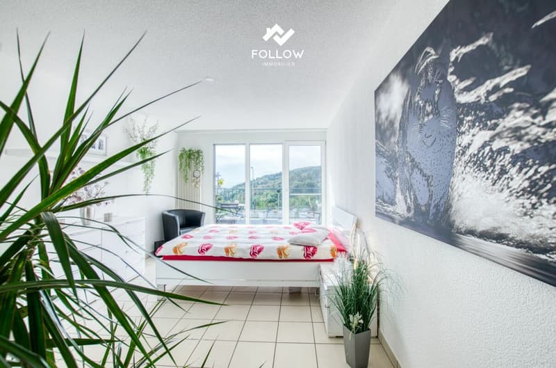Panoramablick über den Bielersee: Modernisierte Attika-Traumwohnung in Twann (12)