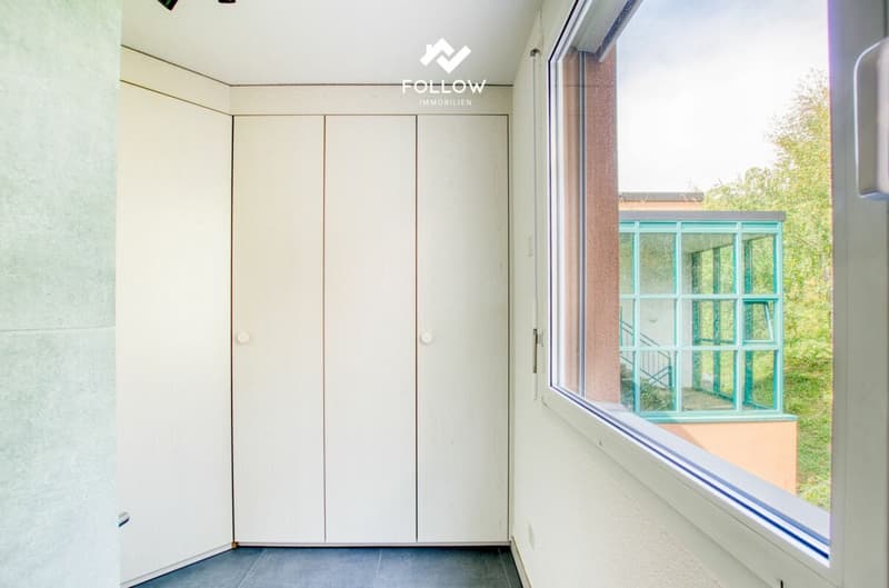 Panoramablick über den Bielersee: Modernisierte Attika-Traumwohnung in Twann (17)