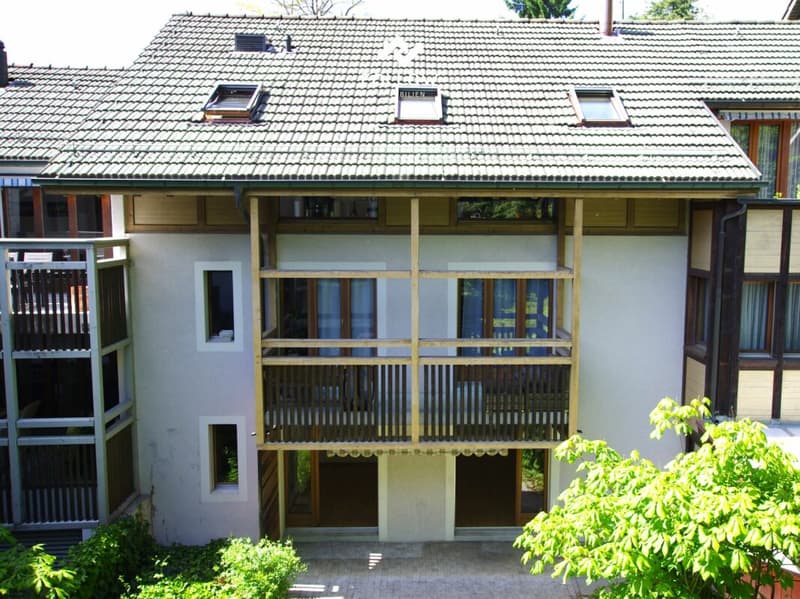 Ideale Wohnung für Singles 2,5 Zimmer mit Gartensitzplatz und viel Ruhe im Zentrum von Worb nähe Bahnhof (10)