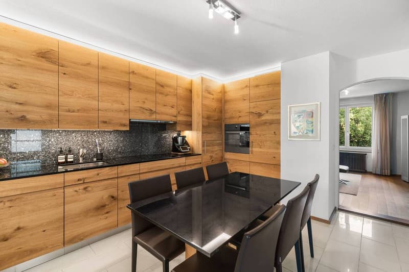 Maison de rang familiale dans un quartier calme et bien desservi (5)