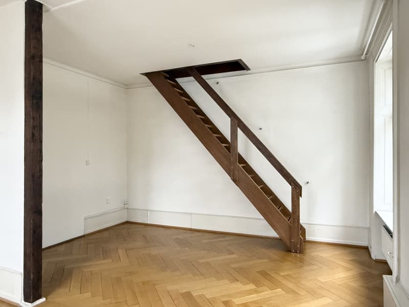Duplex appartement 4,5 pièces au 1er & 2e étage dans un emplacement idéal à Gundeli! (2)
