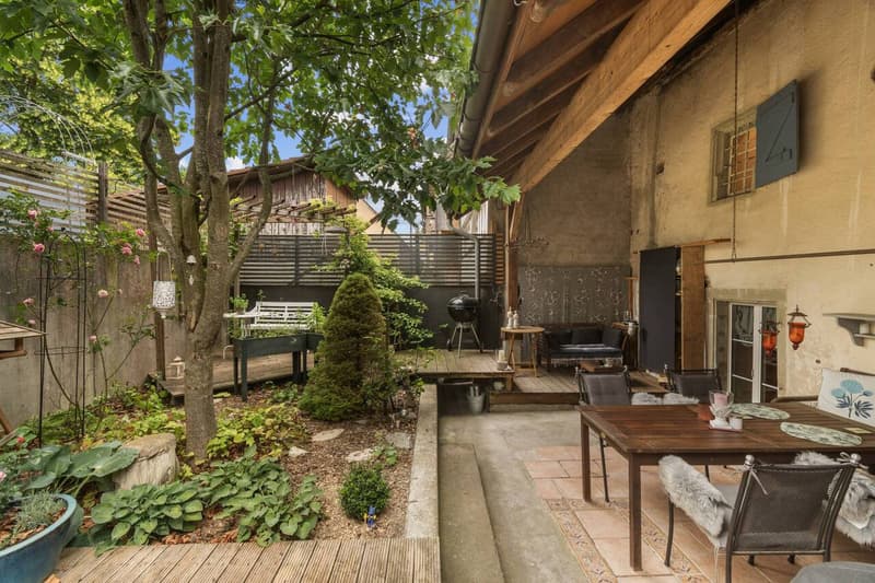 Charming Baselbieter farmhouse with modern living comfort! (2)
