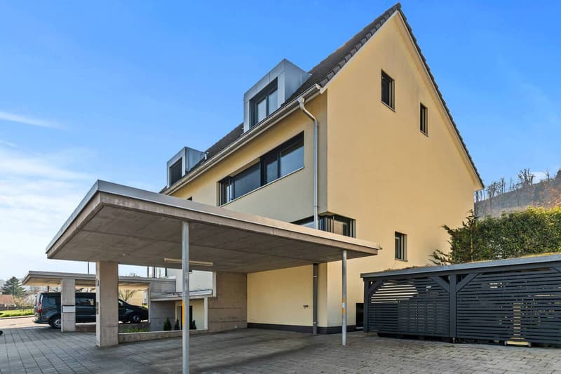 Casa a due famiglie in una posizione tranquilla e familiare! (11)