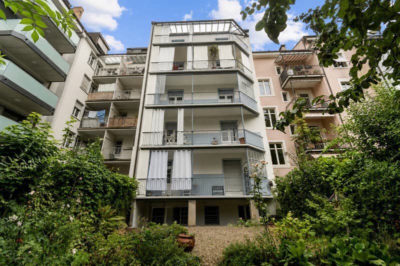 Rare Gelegenheit: Klassische Altbauwohnung im Gundeli (8)