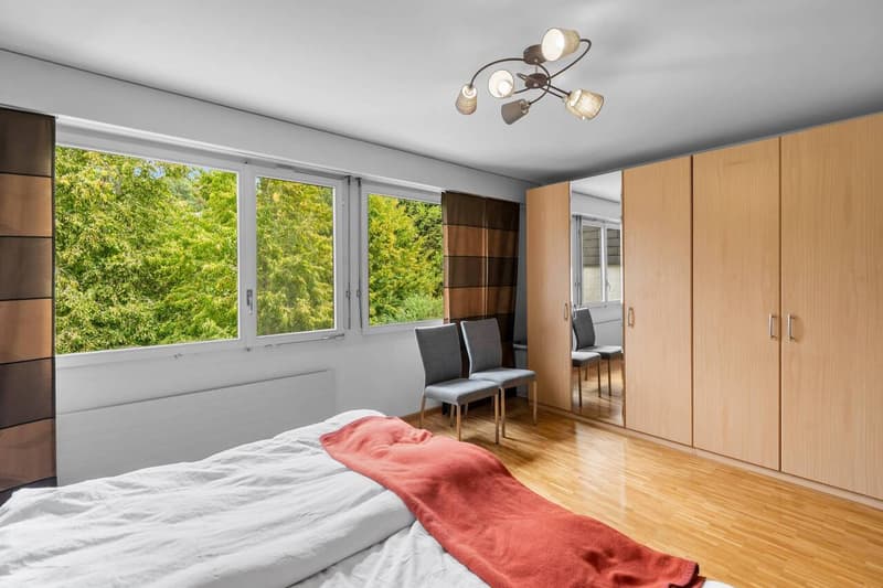 Familienfreundliches 7.5-Zimmer-Reihenhaus im STWE in Riehen! (8)