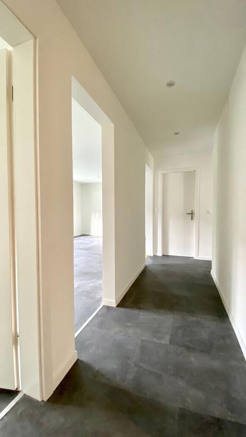 Moderne 3.5-Zimmer-Wohnung mit grosszügigem Balkon (6)