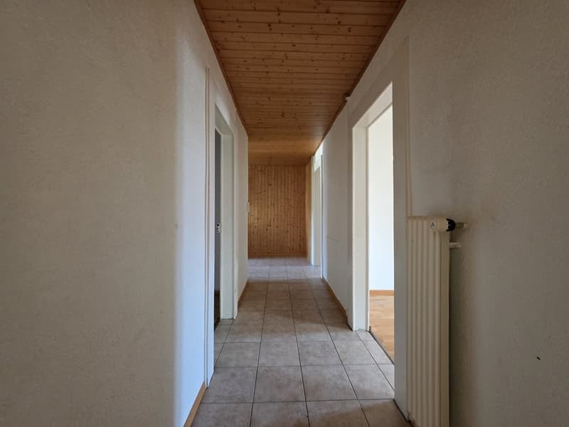 Hall.jpg