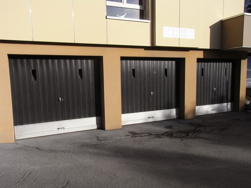 Garages.JPG