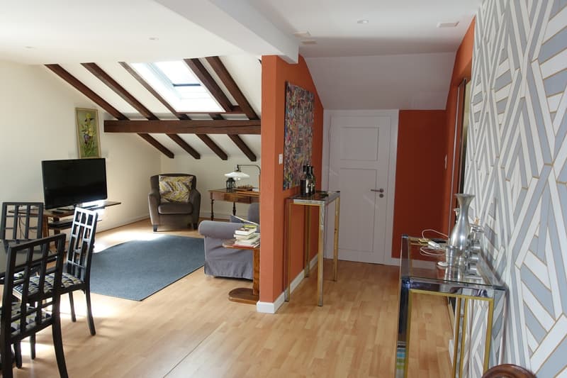 3.5 pièces tout confort dans petite maison avec spacieux jardin commun (5)