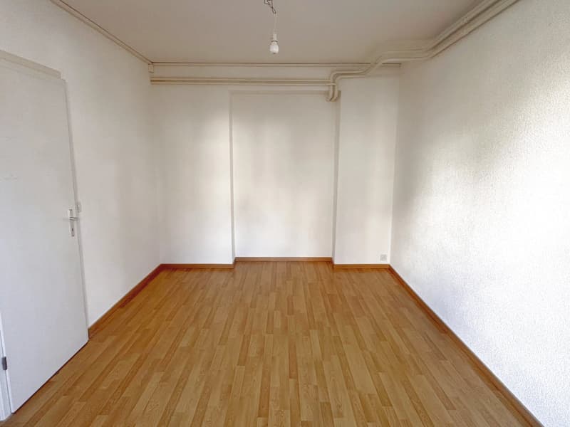 Ampio 3.5 locali nel centro storico di Montreux (7)