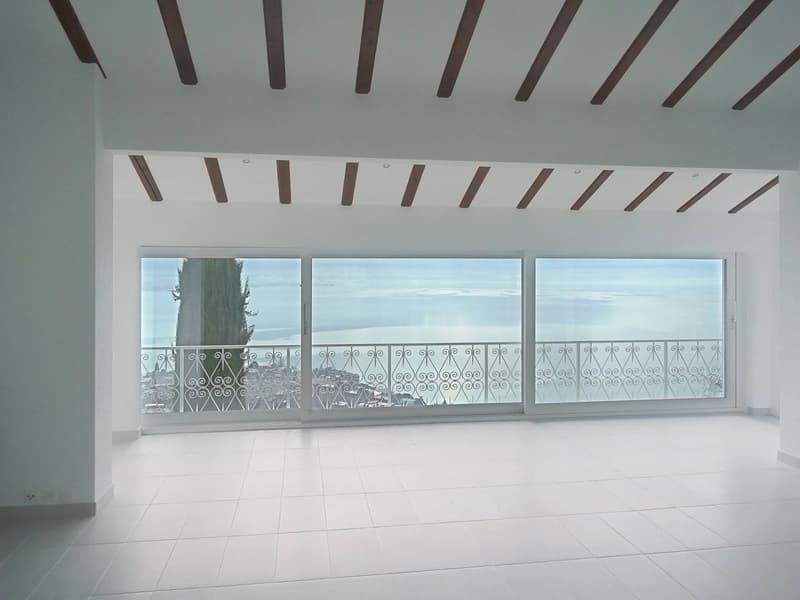 Prächtiges Haus mit 5,5 Zimmern und Panoramablick auf den See und die Berge. (5)
