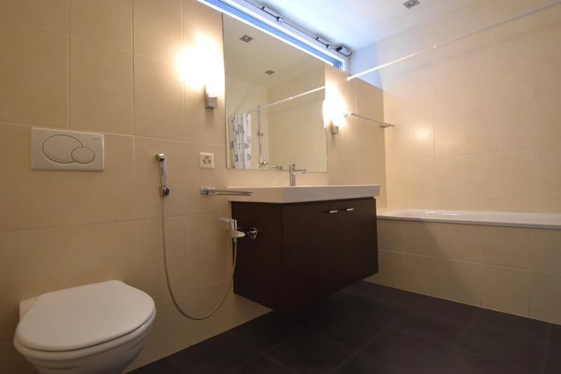 Luxuriöse 5.5-Zimmer-Wohnung mit hohem Standard (8)