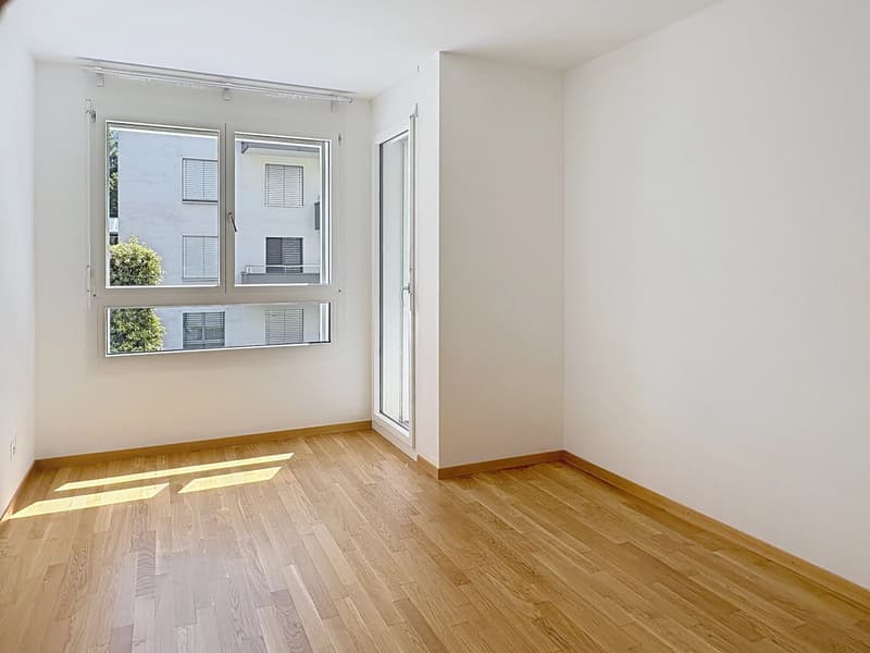 Schönes 4,5-Zimmer-Apartment in unmittelbarer Nähe zum See und allen Annehmlichkeiten (6)
