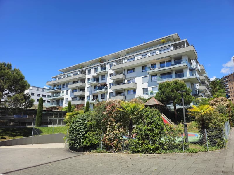 Schönes 4,5-Zimmer-Apartment in unmittelbarer Nähe zum See und allen Annehmlichkeiten (1)