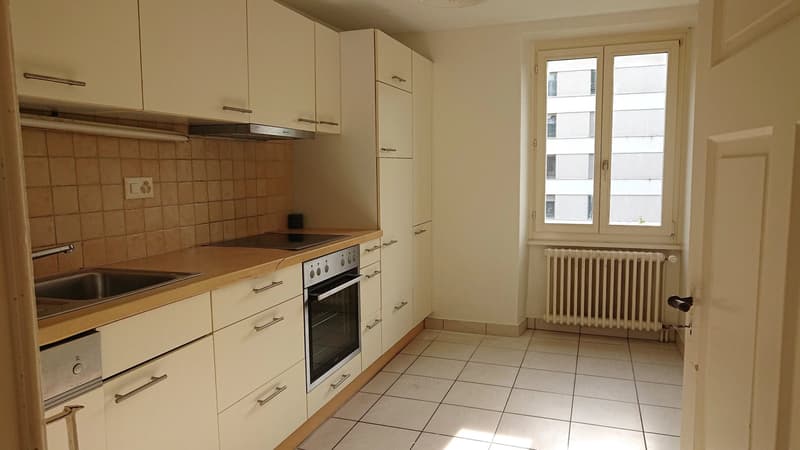 Wohnung mit 3 Zimmern und Garten (5)