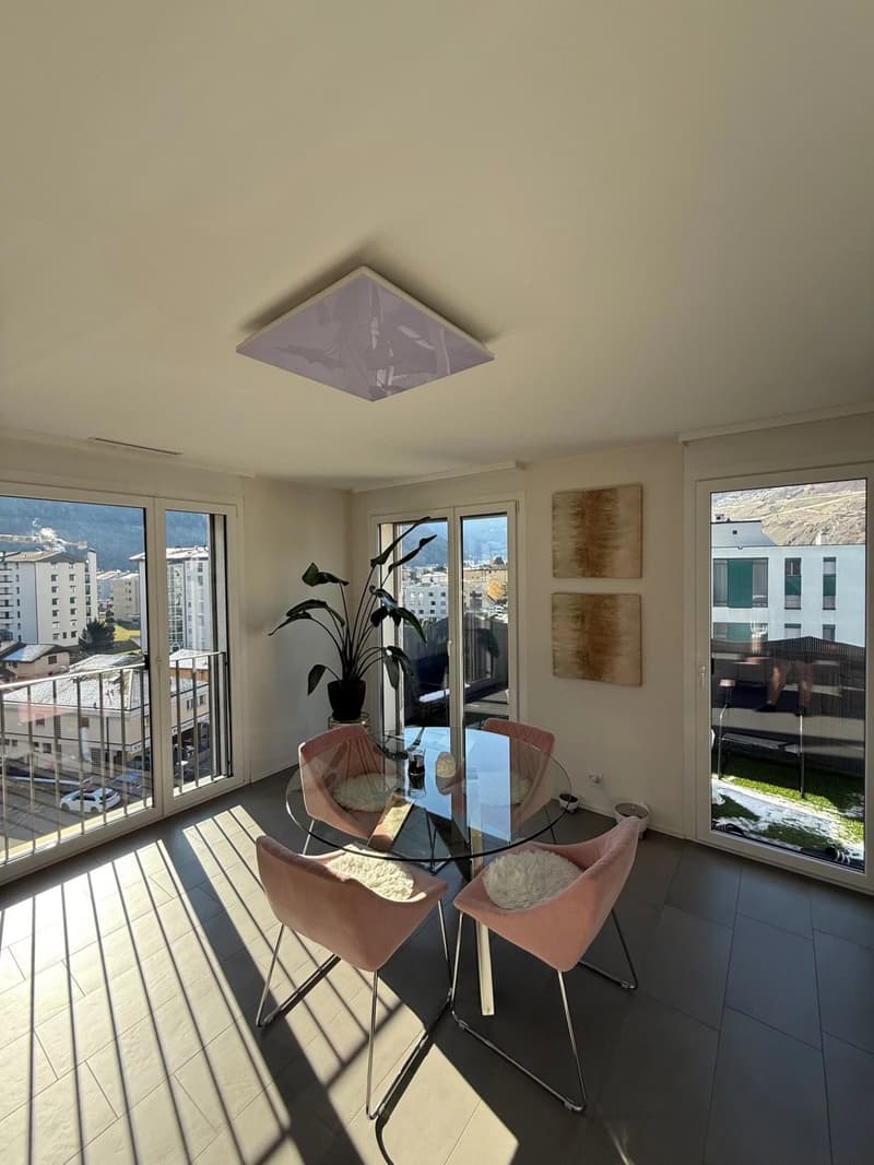 Bel appartement de 4.5 pièces dans immeuble récent, proche gare de Martigny (2)