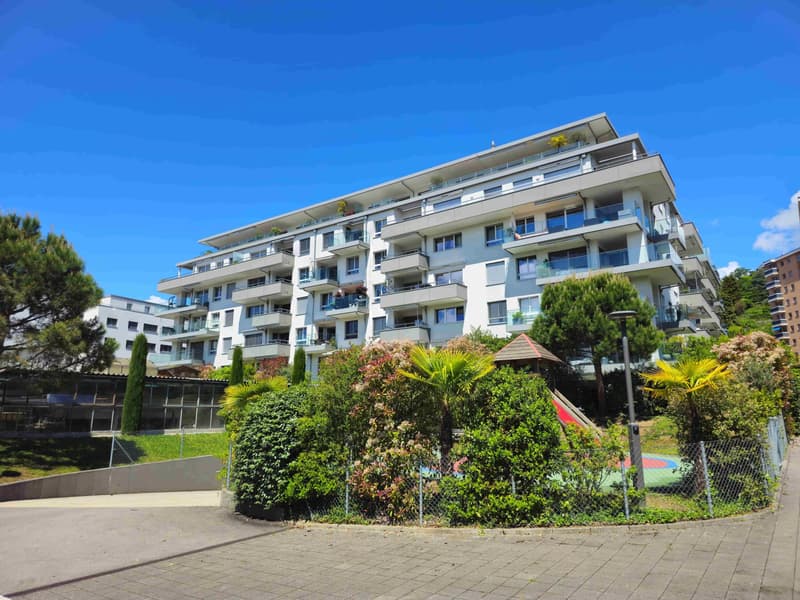 Beautiful 4.5-room apartment just a stone's throw from the lake (2)