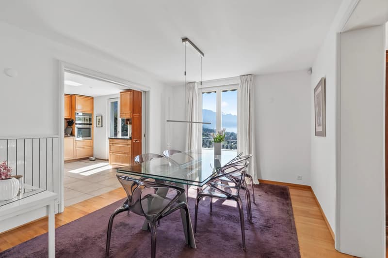 Charming property with breathtaking views (8)