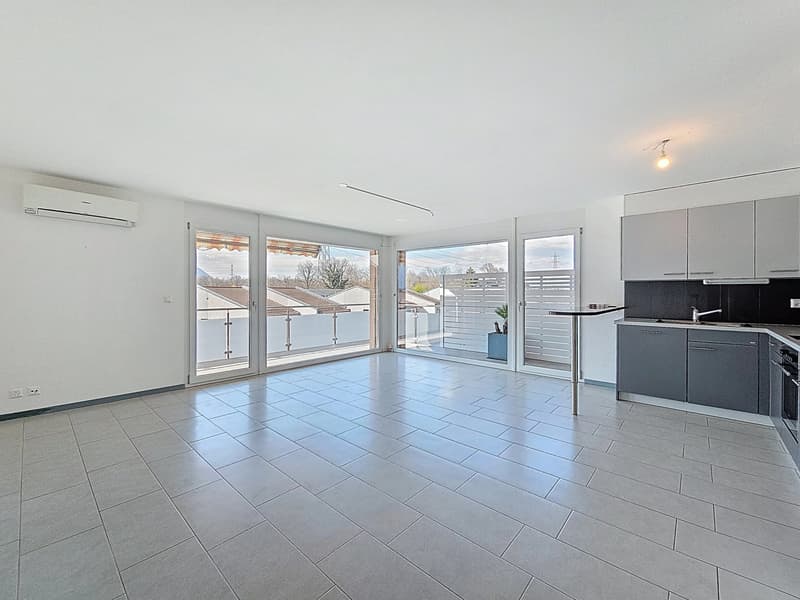 Très bel appartement au centre de Roche (1)