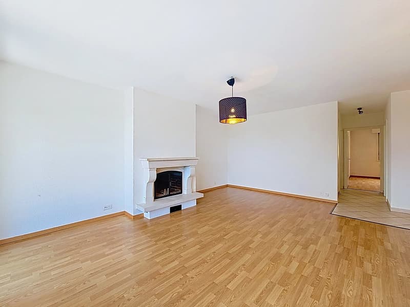 Charmanter Apartment mit großem Balkon in der Nähe der Innenstadt (3)