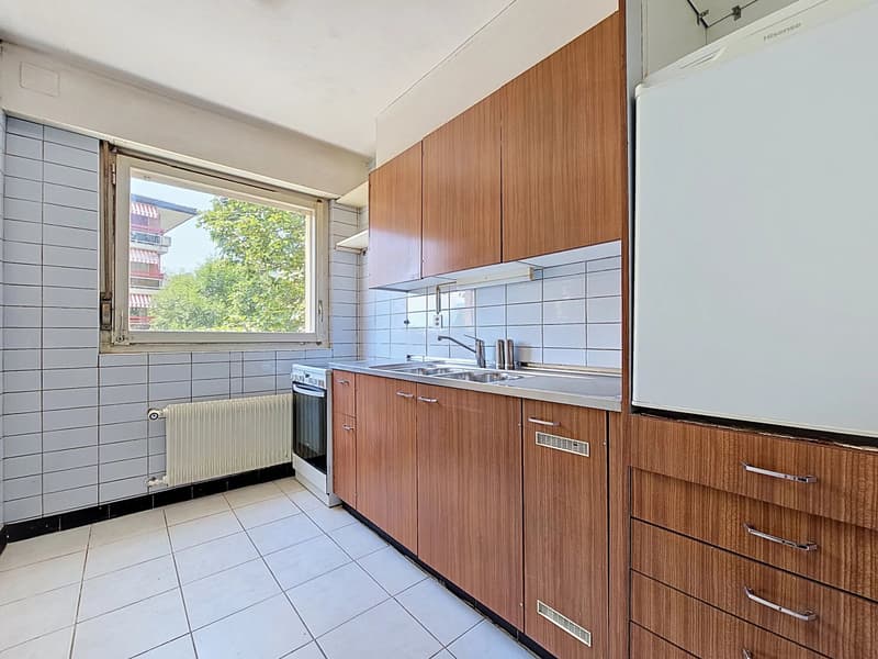 Vier-Zimmer-Wohnung zur Renovierung in der Nähe des Sees (9)