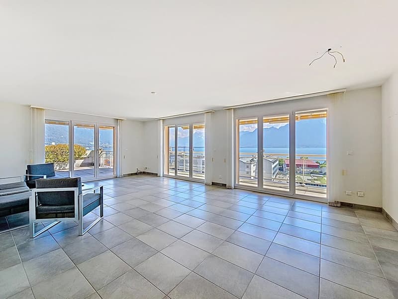 Superbe Dachgeschoss mit 4 Zimmern, großer Terrasse und Panoramablick (7)