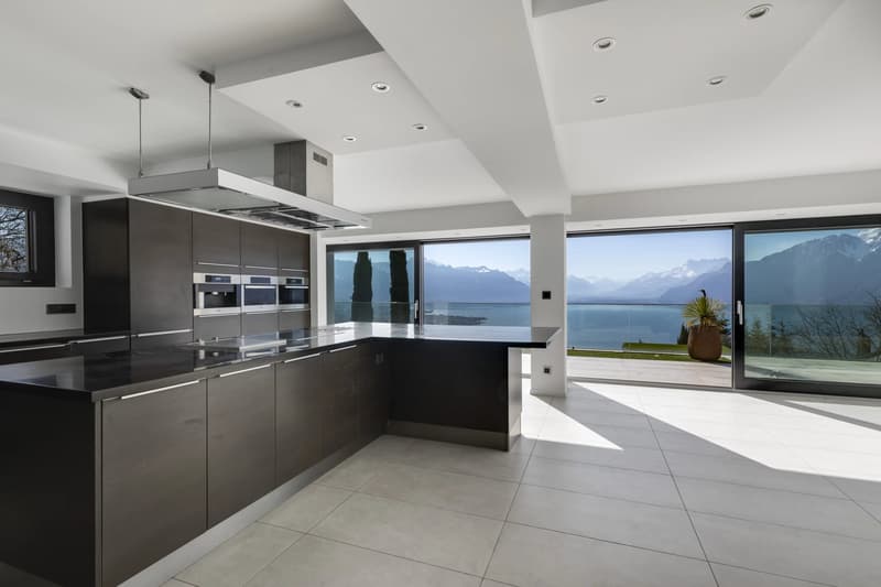 Propriété lumineuse avec piscine et vue panoramique (10)