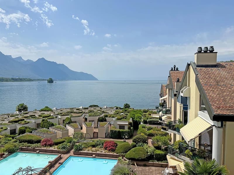 Appartement au dernier étage, au bord du lac (1)
