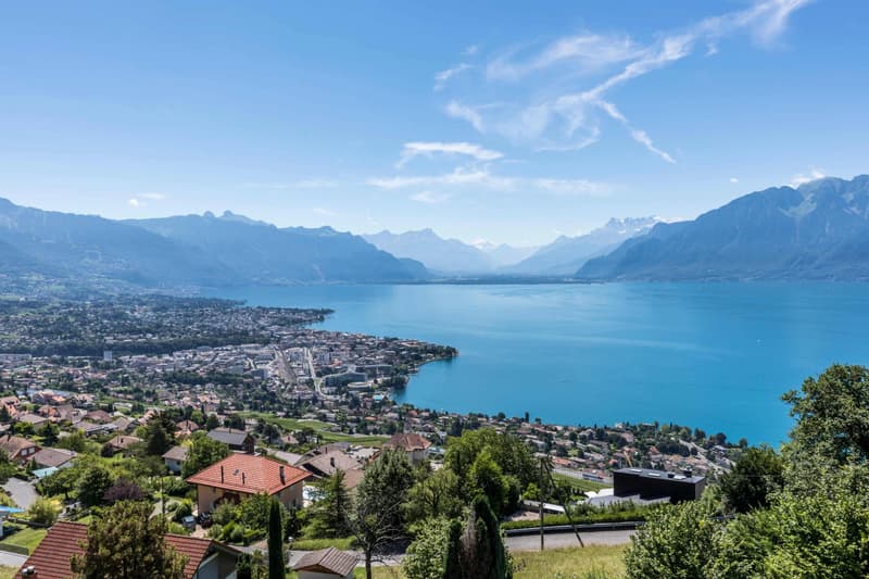 Propriété lumineuse avec piscine et vue panoramique (3)