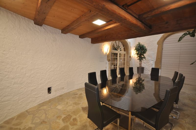 Bureau à louer au Château 23, Peseux (3)