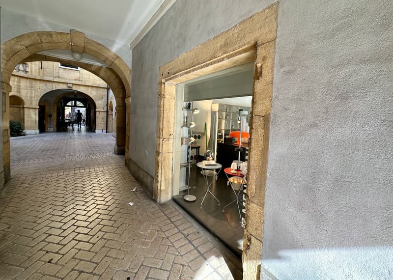 Local commercial à Neuchâtel (3)