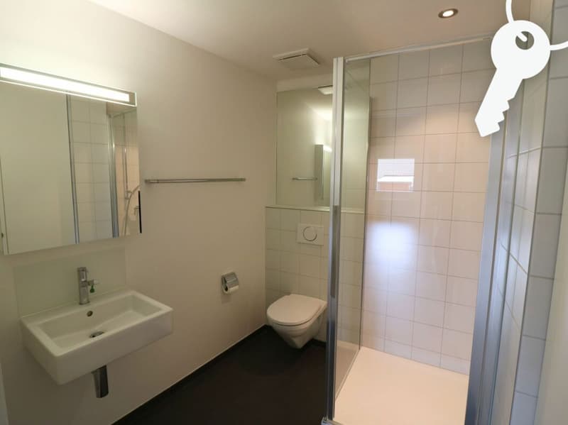 Badezimmer mit Dusche