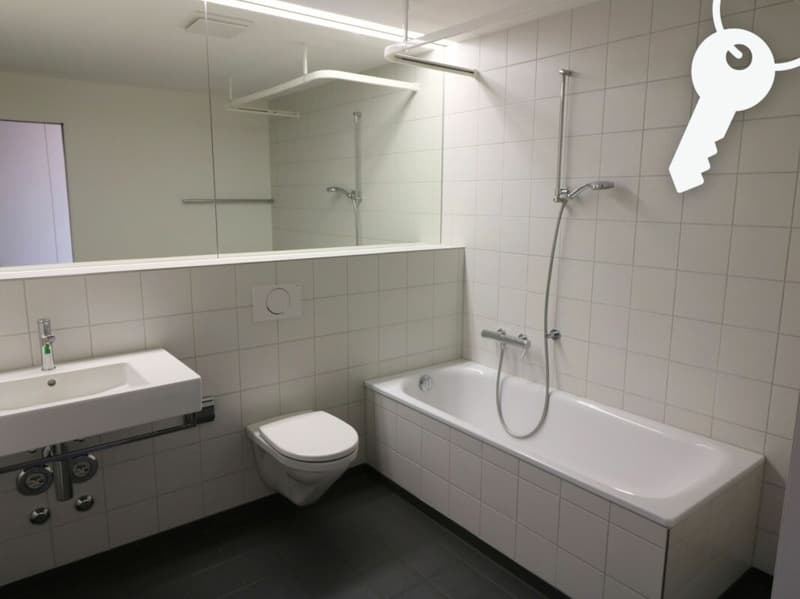 Badezimmer mit Badewanne