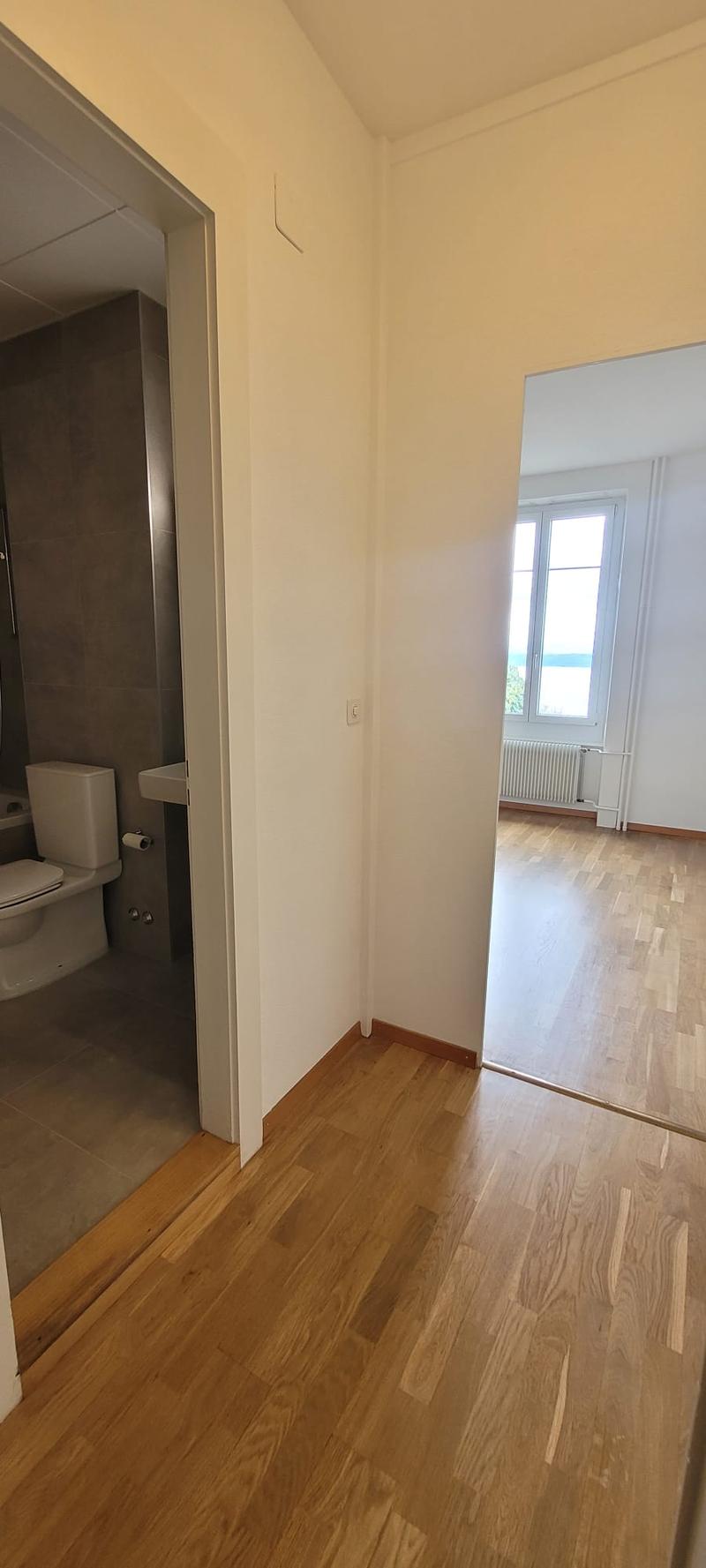 Appartement lumineux de 3.5 pièces avec balcon à Neuchâtel (14)