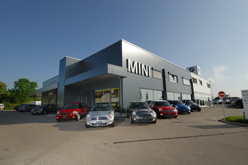 Premium-Automobilstandort - Autobahn-Sichtbarkeit – Romandie Schweiz (8)
