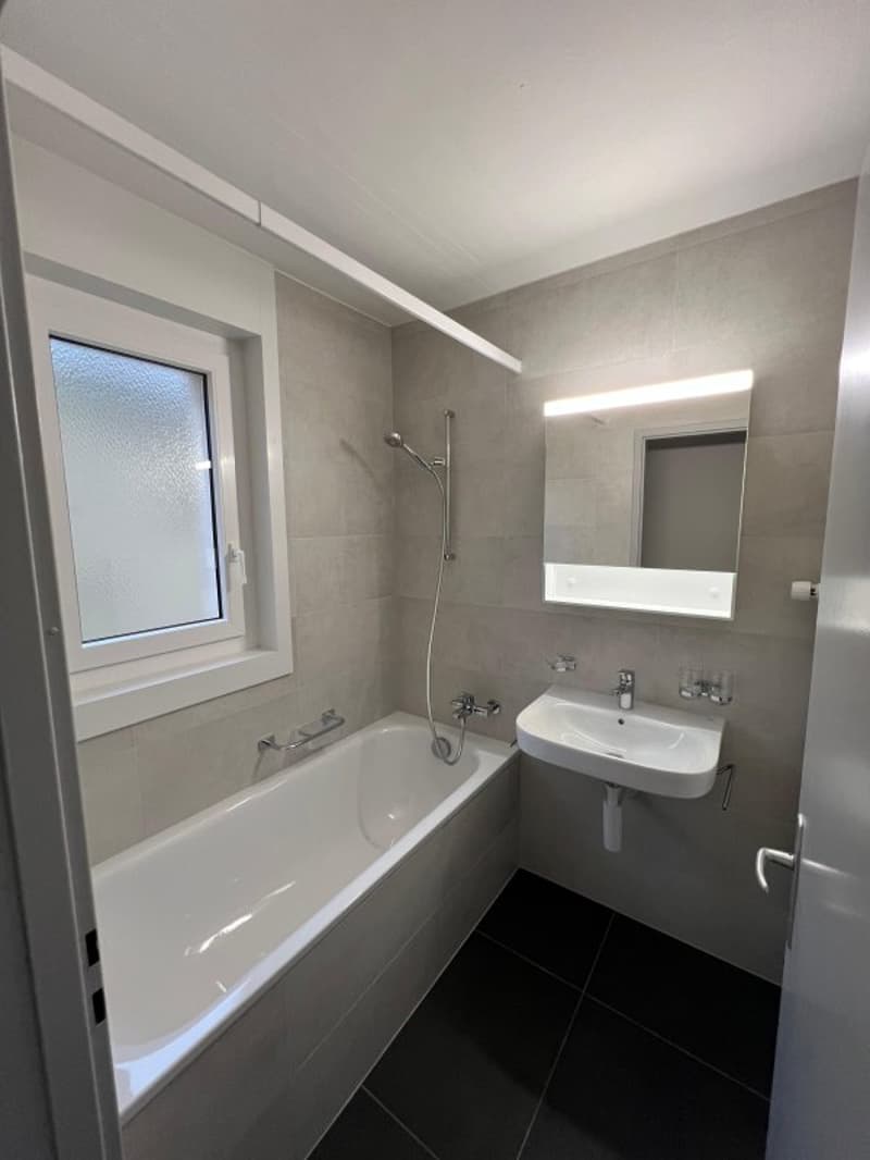 02226 - 3-Room Apartment - Rue de la Flamme 12 - COUVET (5)