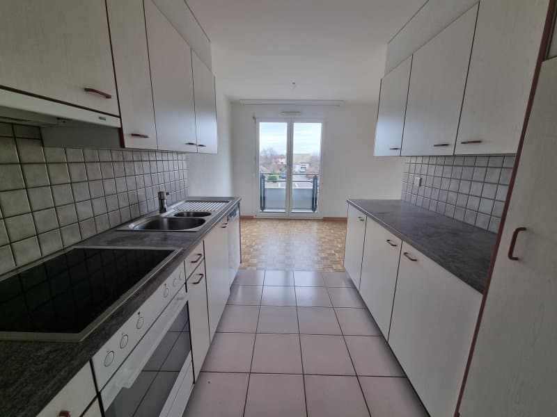 00430 - Appartamento 4,5 locali - Ch. des Pièces Chaperon 3 - CORTAILLOD (5)