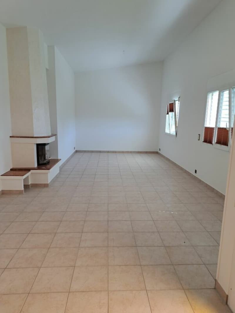 Wohnung mit 4,5 Zimmern (2)