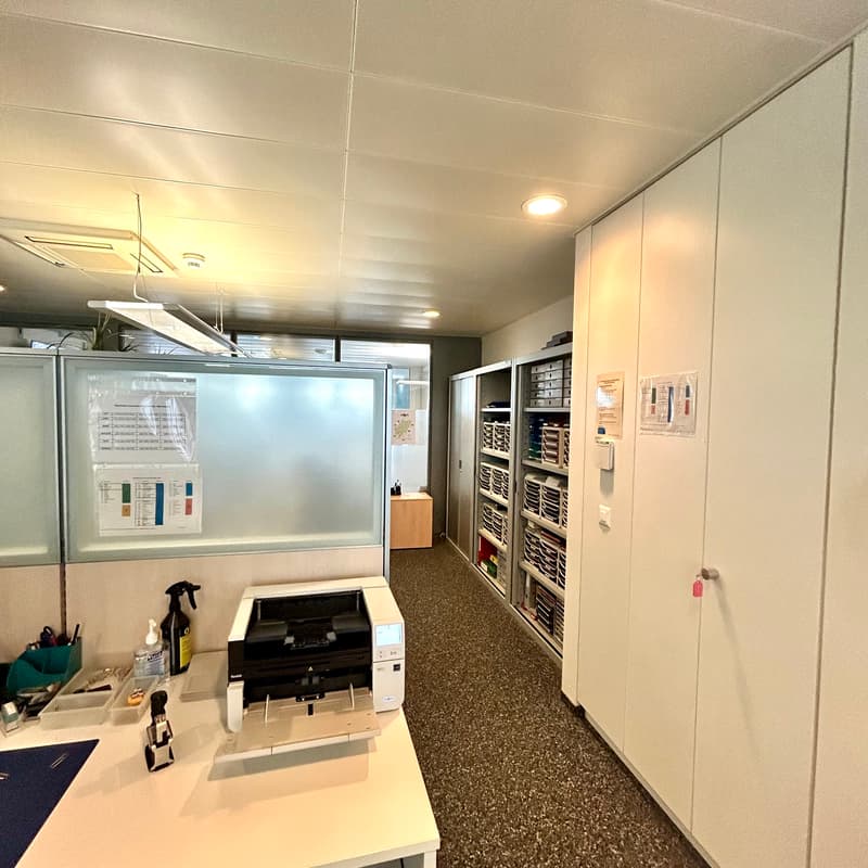 Büro (8)