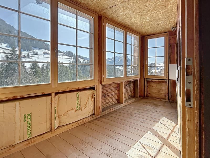 Individual chalet with 5.5 rooms and annex in La Collombaz (12)
