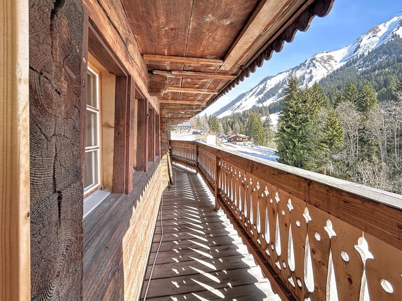 Individual chalet with 5.5 rooms and annex in La Collombaz (13)