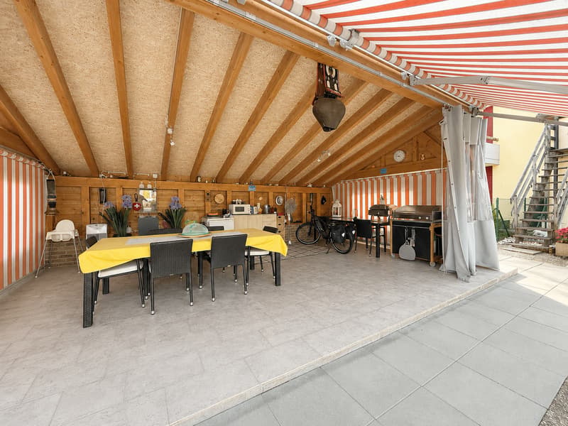 Village House with Throughway | Large Garden | Heart of Blonay (9)