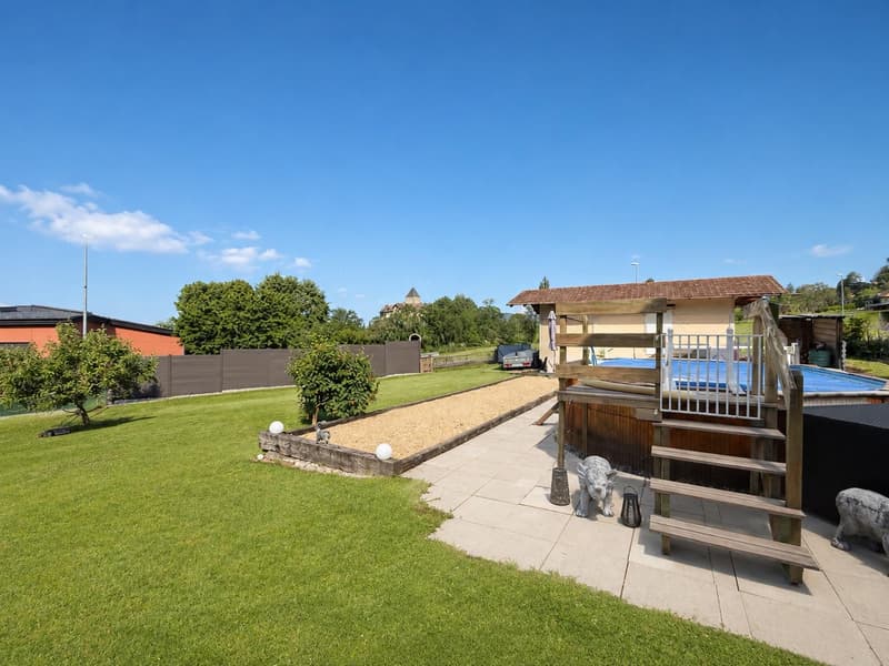 Village House with Throughway | Large Garden | Heart of Blonay (1)